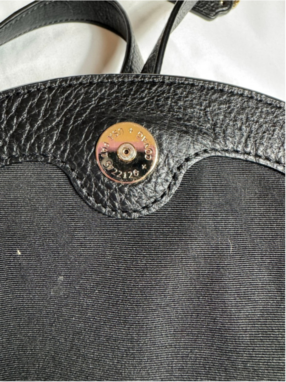 Women’s black Coach pebble leather Billie backpack - Picture 5 of 8